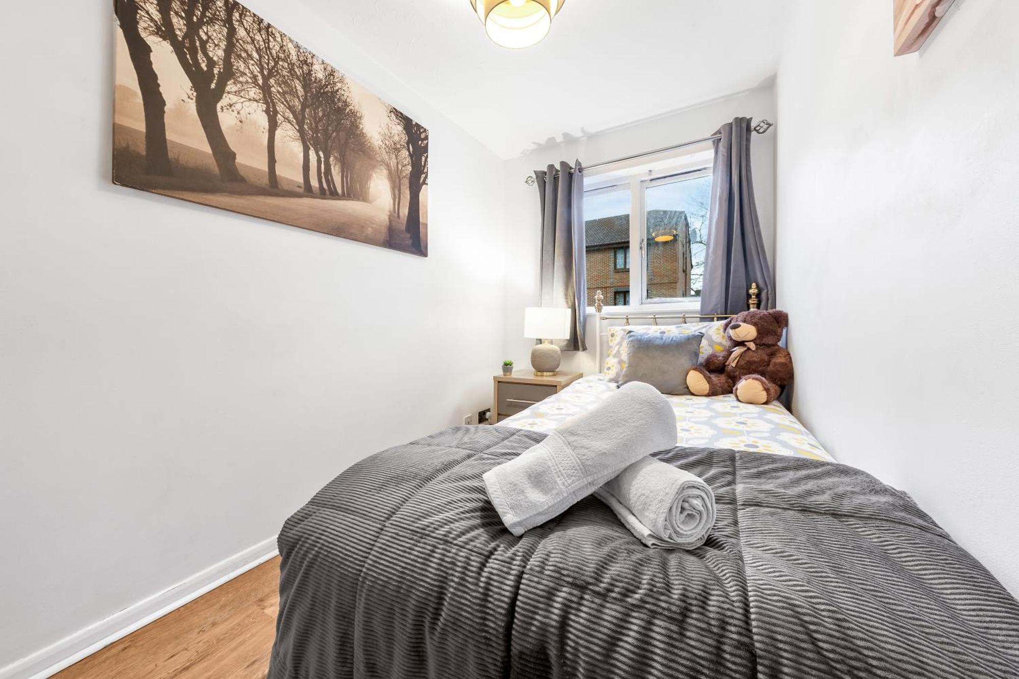 Appartamento Luxe 2bed, Free Parking And Permit, Great Transport Links