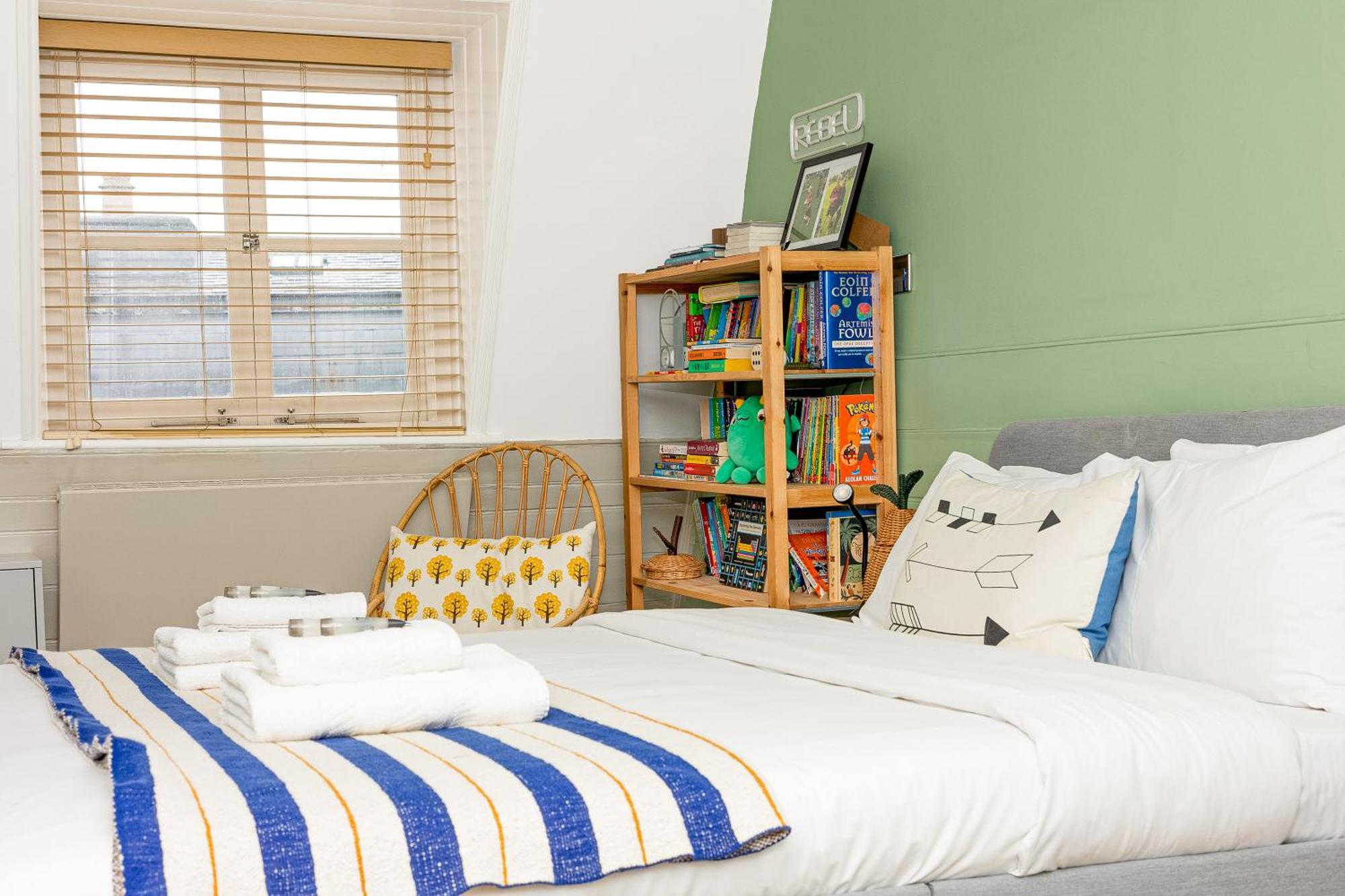 Lägenhet 3br 3lvl Home, Garden & Parking, 5min Greenwich St London