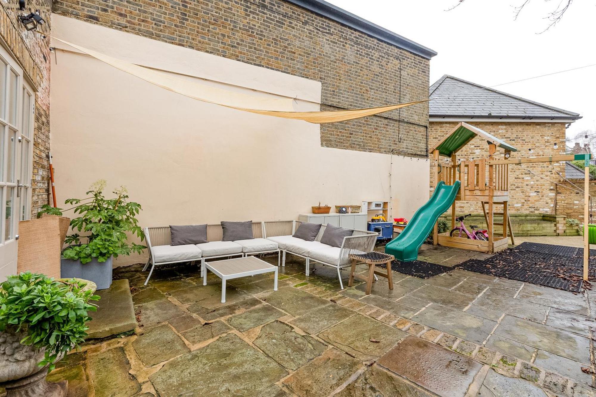 Lägenhet 3br 3lvl Home, Garden & Parking, 5min Greenwich St