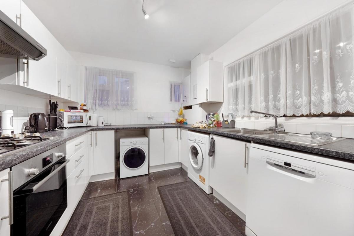 House In Great Location * London