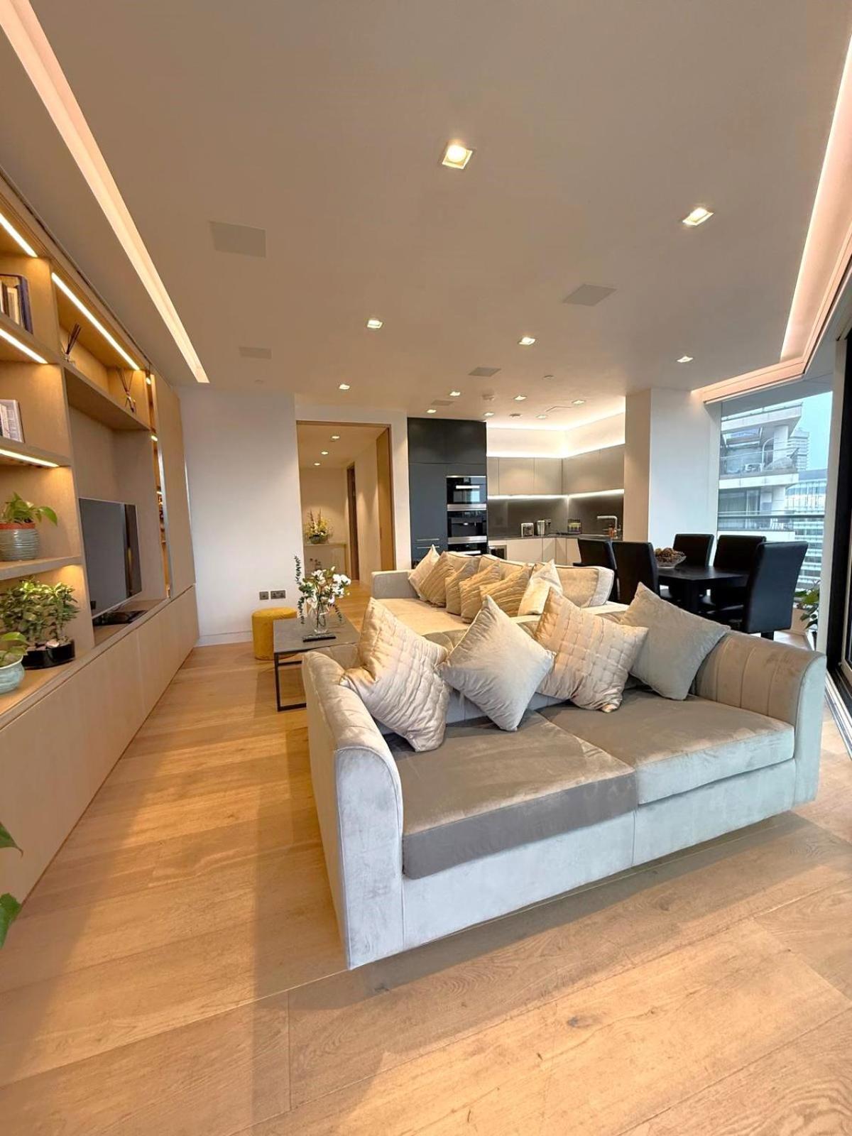 Tower Bridge Amazing View Luxury 3 Beds * London