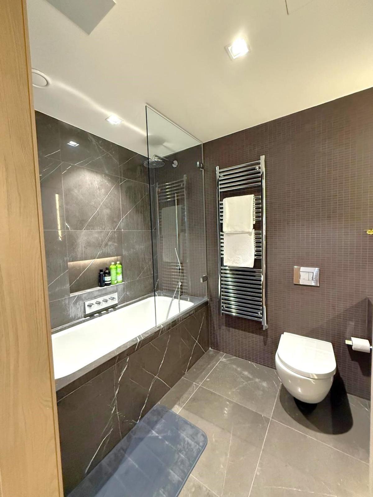 Lägenhet Tower Bridge Amazing View Luxury 3 Beds