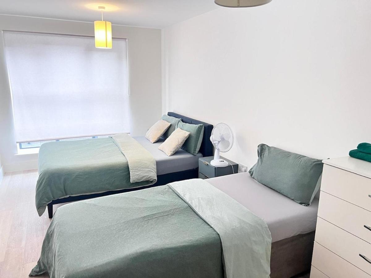 Stratford 2 Bedroom * Londres