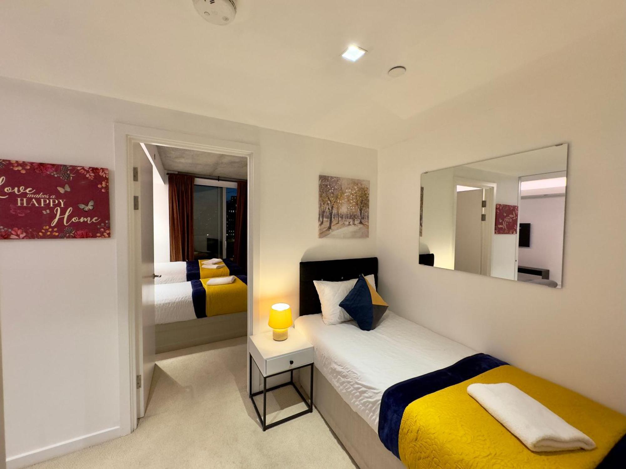 Excel Cosy With Balcony & River View Close To O2 Arena, Cable Car, Hall Leilighet *