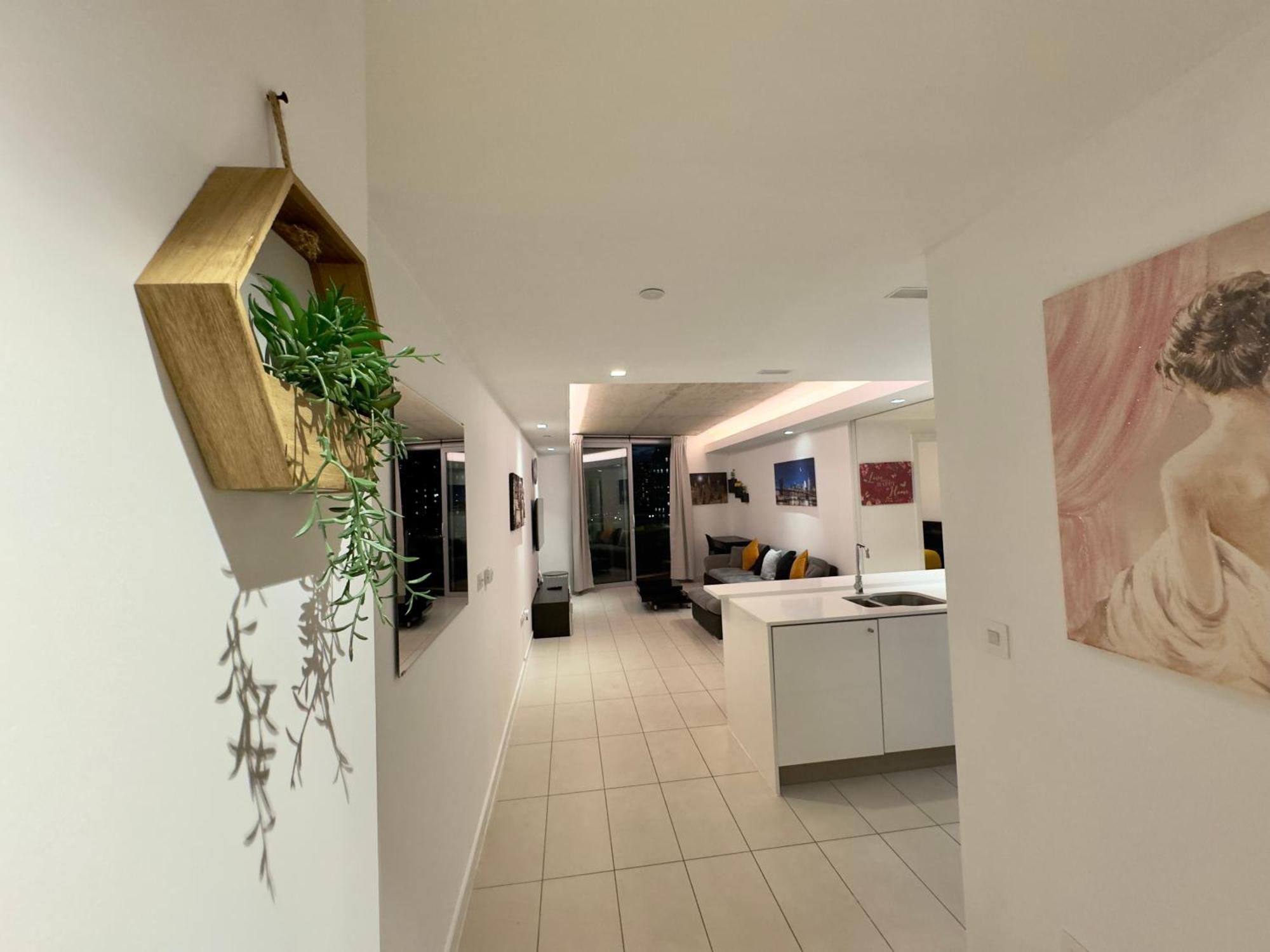 Leilighet Excel Cosy With Balcony & River View Close To O2 Arena, Cable Car, Hall *