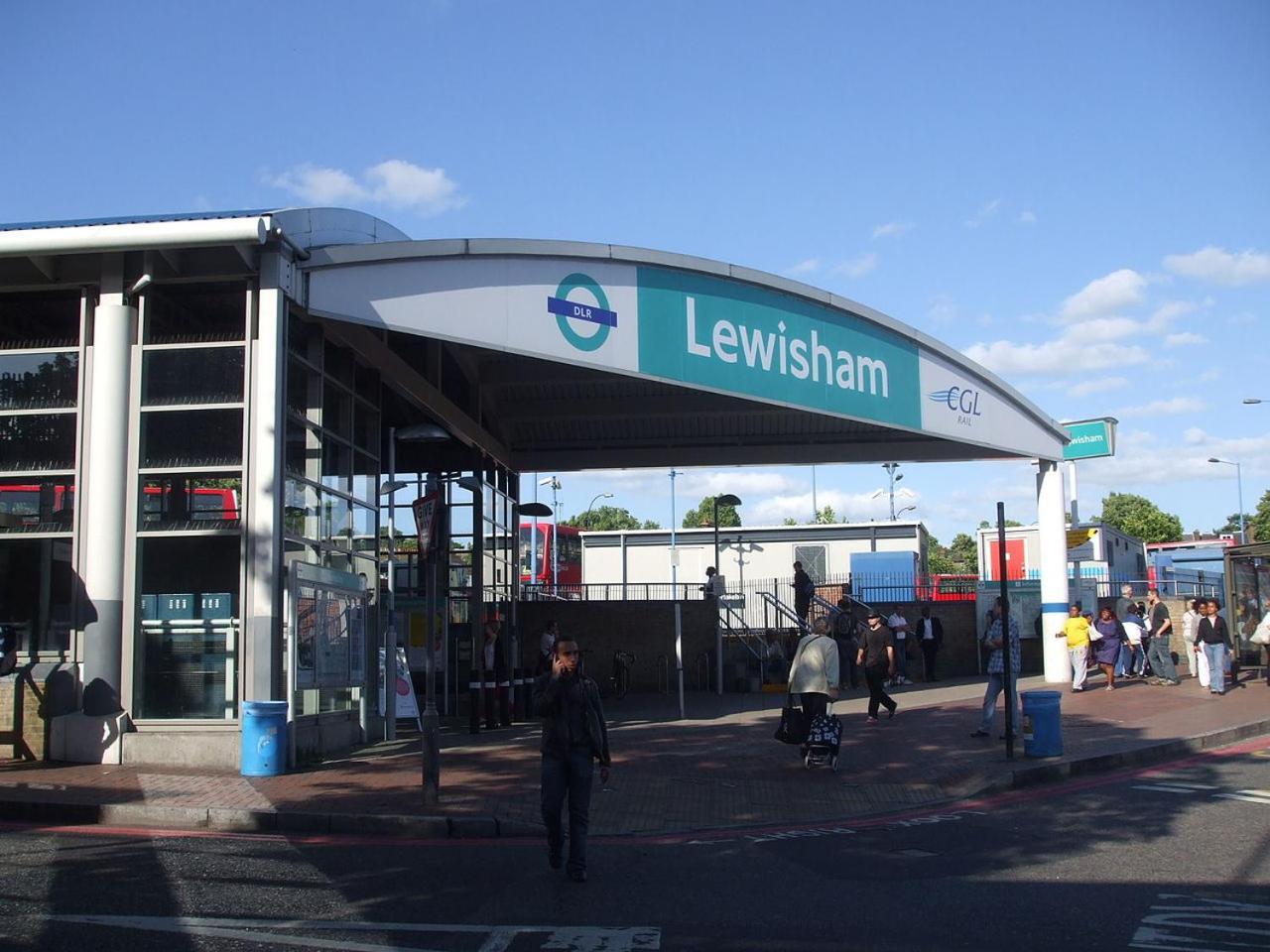 Spacious Modern 1-bedroom In Catford - Excellent Transport Links - Ideal For Long Appartement