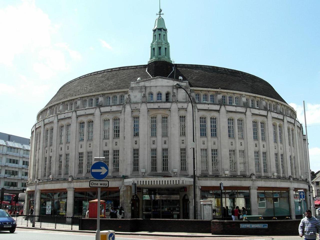 Spacious Modern 1-bedroom In Catford - Excellent Transport Links - Ideal For Long Appartement *