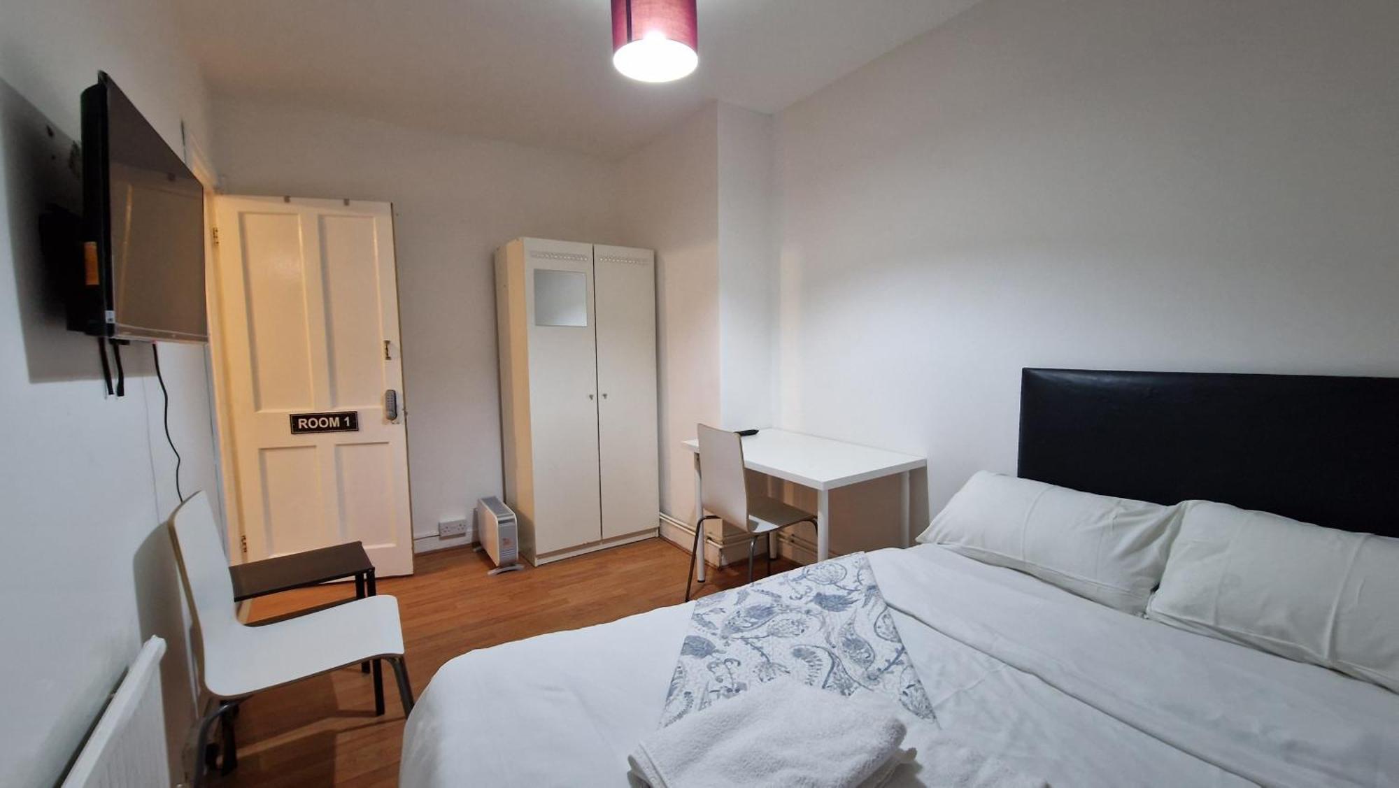 The Cosy Newcourt House, 6-sleeper - 15 Minutes From Zone 1 Lägenhet London