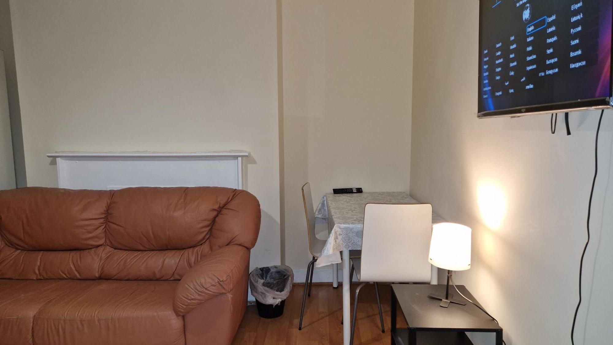 Lägenhet The Cosy Newcourt House, 6-sleeper - 15 Minutes From Zone 1