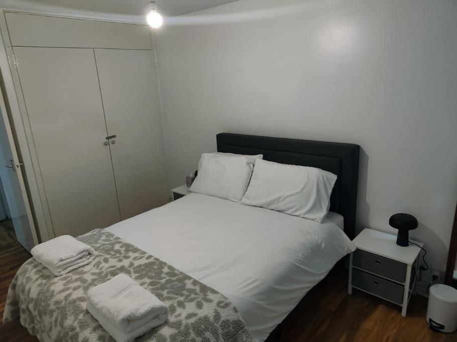 Urban Oasis With Private Terrace Apartment London