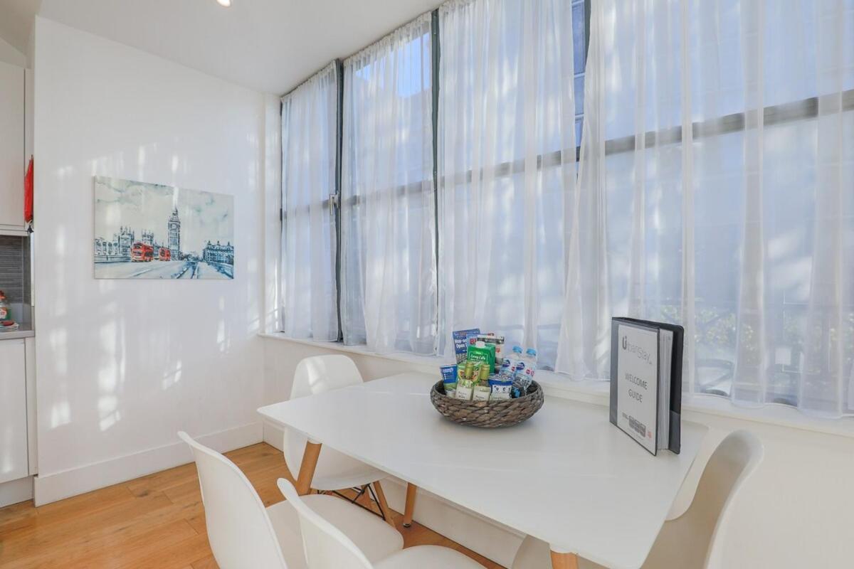 Appartamento 2bed Flat At Bridge With Shard Views & Lift Londra