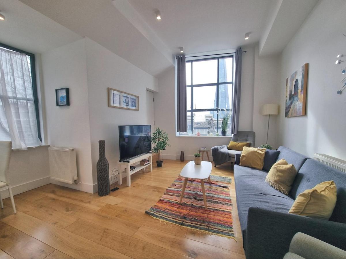2bed Flat At Bridge With Shard Views & Lift * Londra