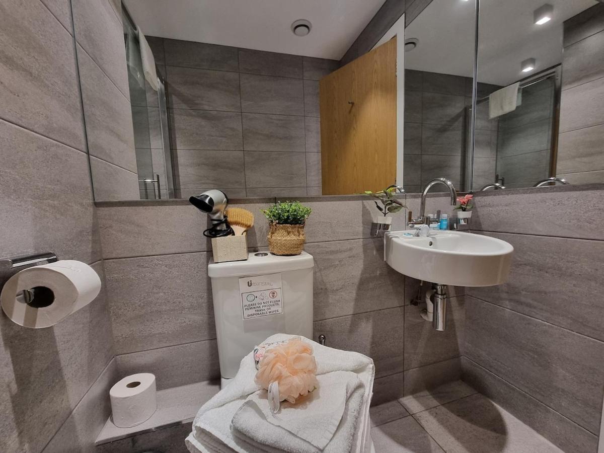 2bed Flat At Bridge With Shard Views & Lift Appartamento