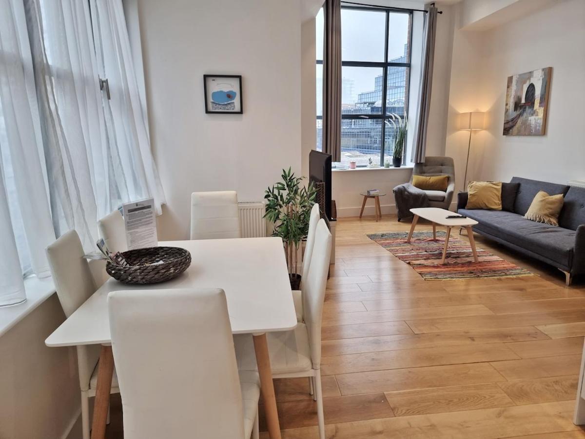2bed Flat At Bridge With Shard Views & Lift Londra