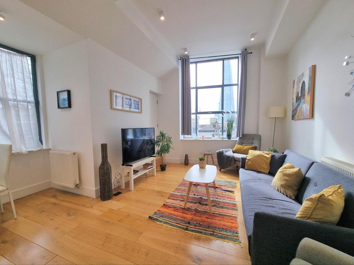 2bed Flat At Bridge With Shard Views & Lift * Londra