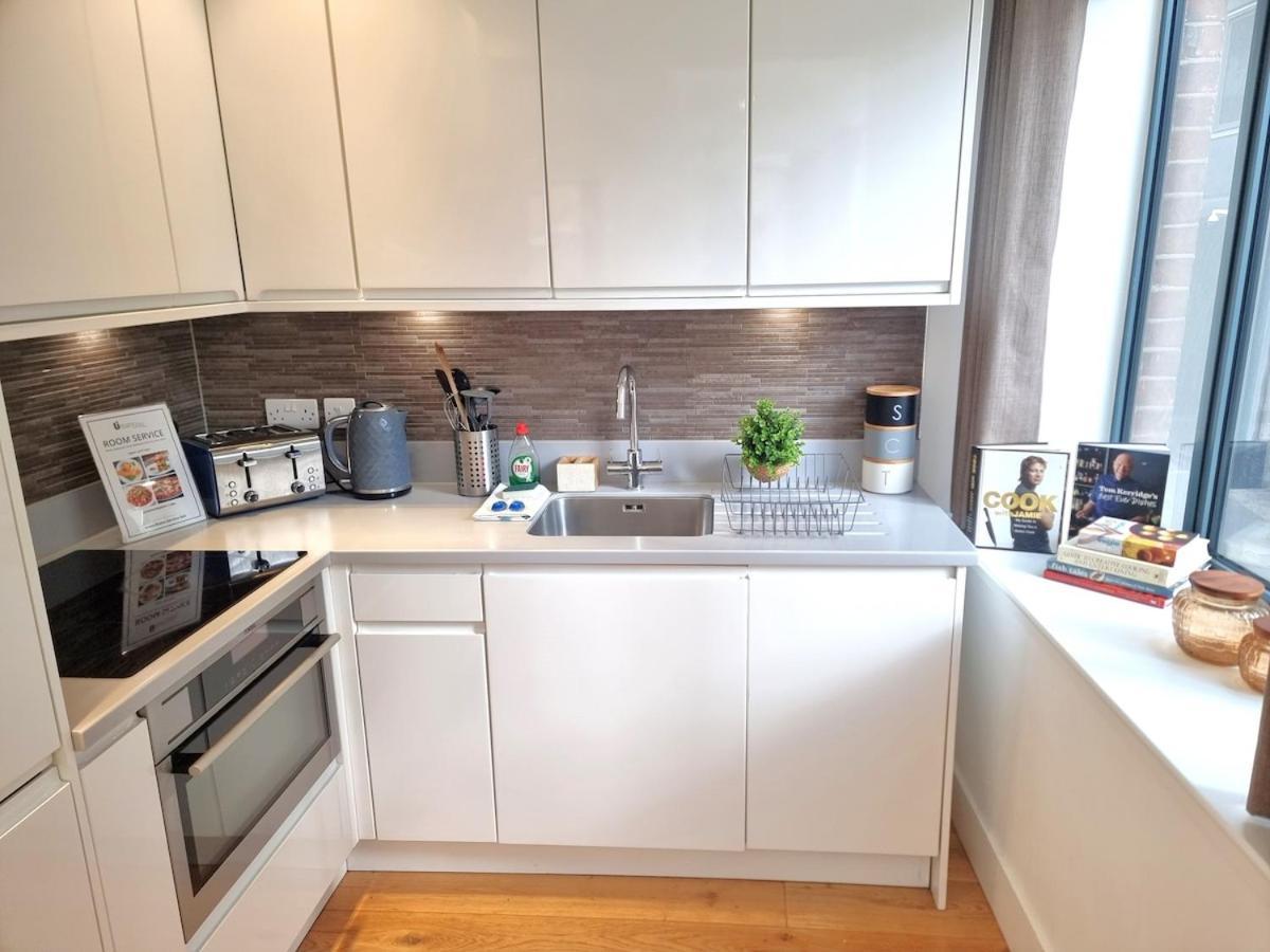 2bed Flat At Bridge With Shard Views & Lift Appartamento Londra