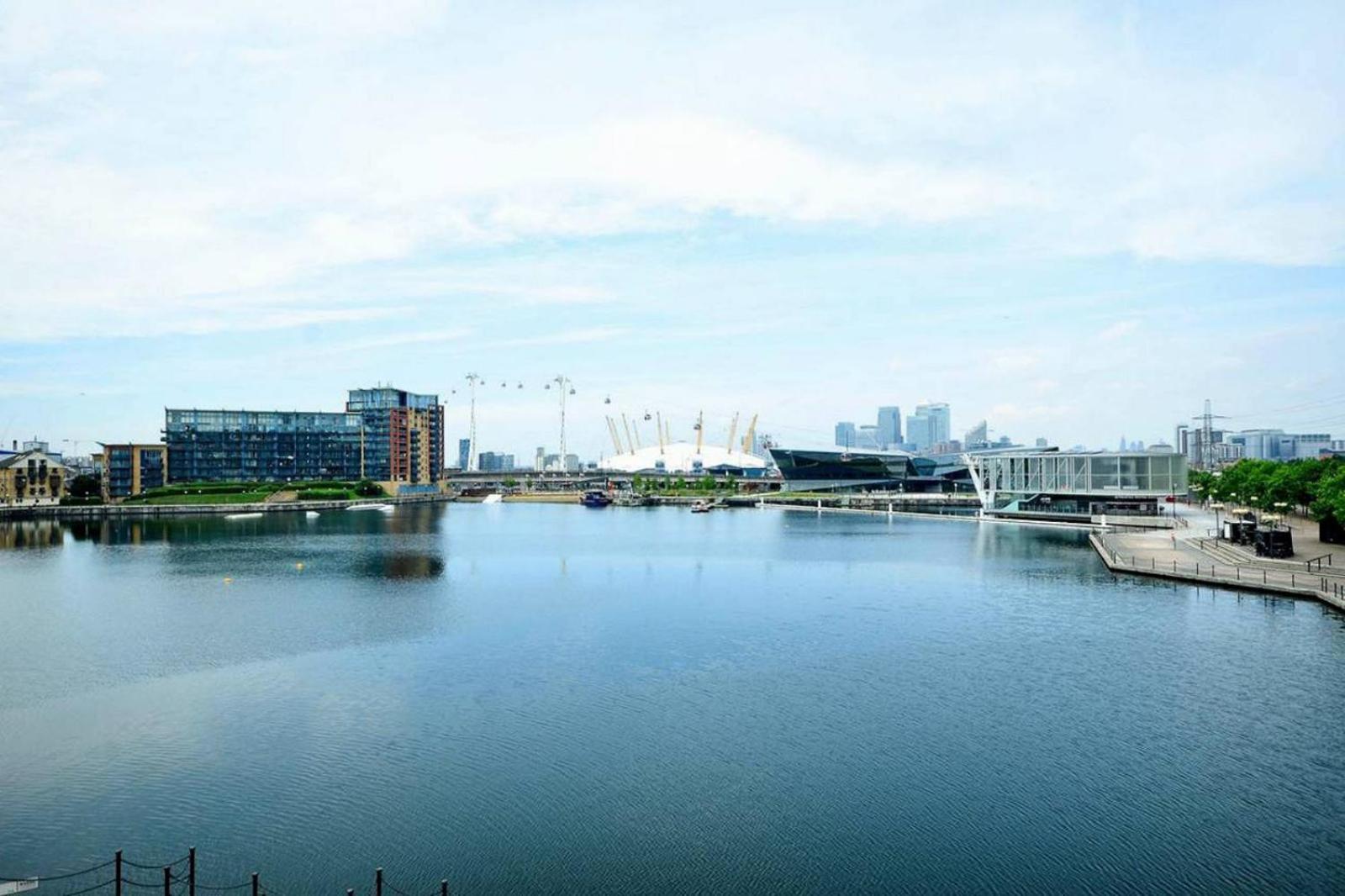 Station 5 Minutes, Balcony , 10 Minutes To O2 Arena * Londres