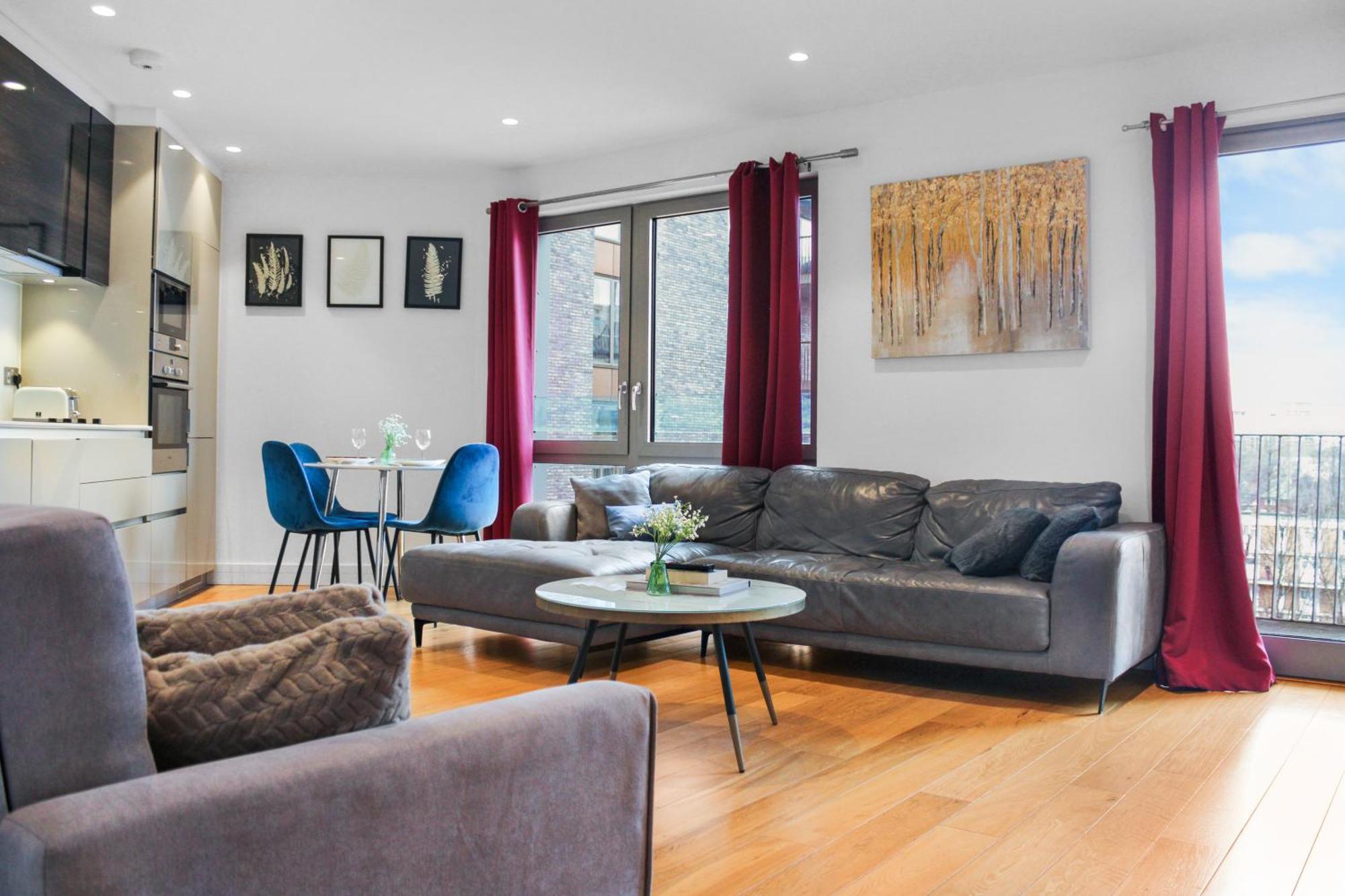 Station 5 Minutes, Balcony , 10 Minutes To O2 Arena * Londres