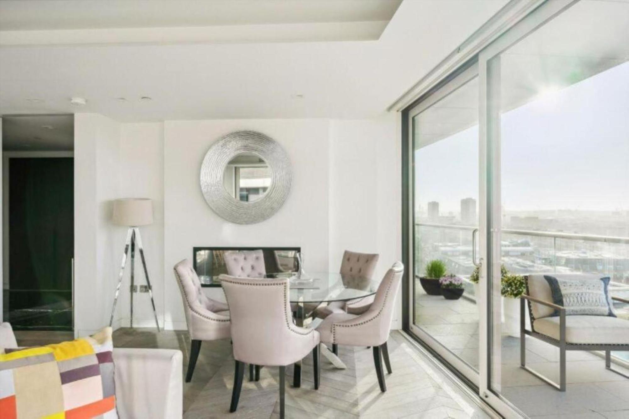 5 Million Pound Stunning Luxury Penthouse Tower Bridge Sleeps 8 Private Jacuzzi Appartement