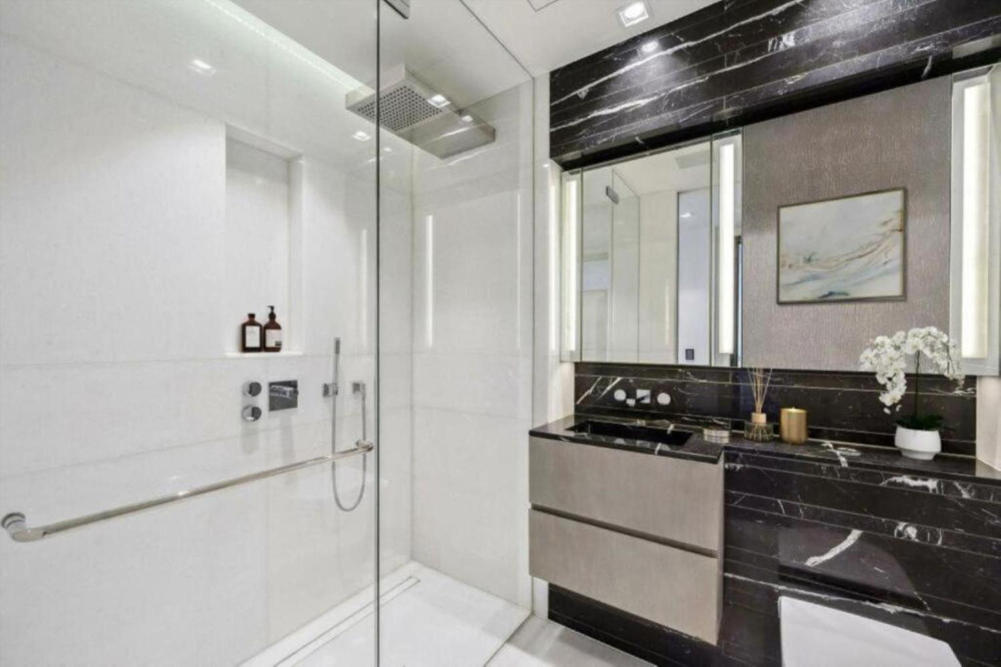 5 Million Pound Stunning Luxury Penthouse Tower Bridge Sleeps 8 Private Jacuzzi Appartement Londres