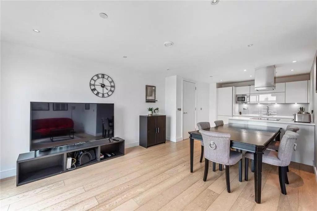 Londwell, Spitalfields & Brick Lane Luxury Balcony Penthouse Appartement