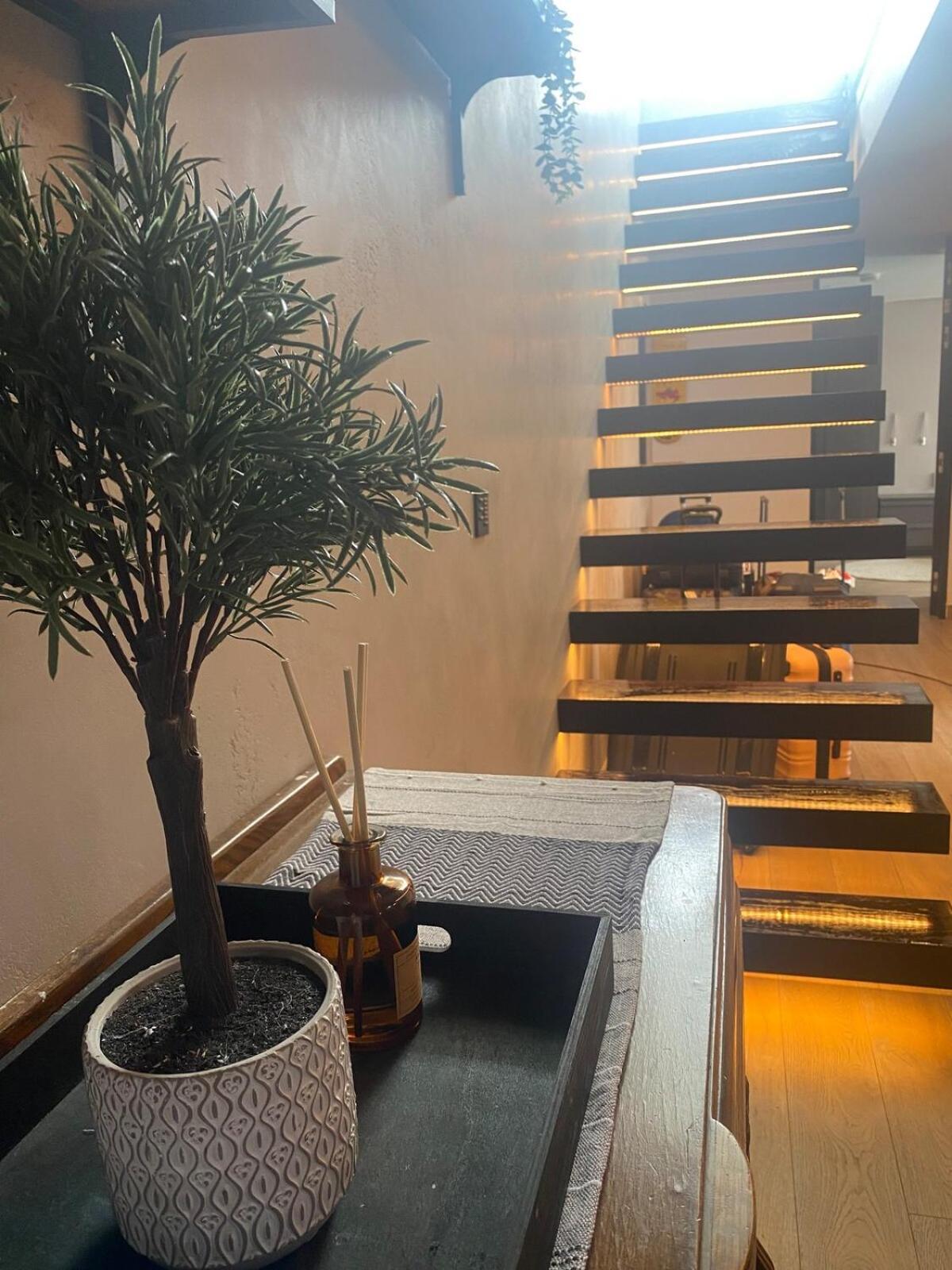 Apartment Trendy Shoreditch 3 Bed 2 Bath Penthouse With Terrace & Park View