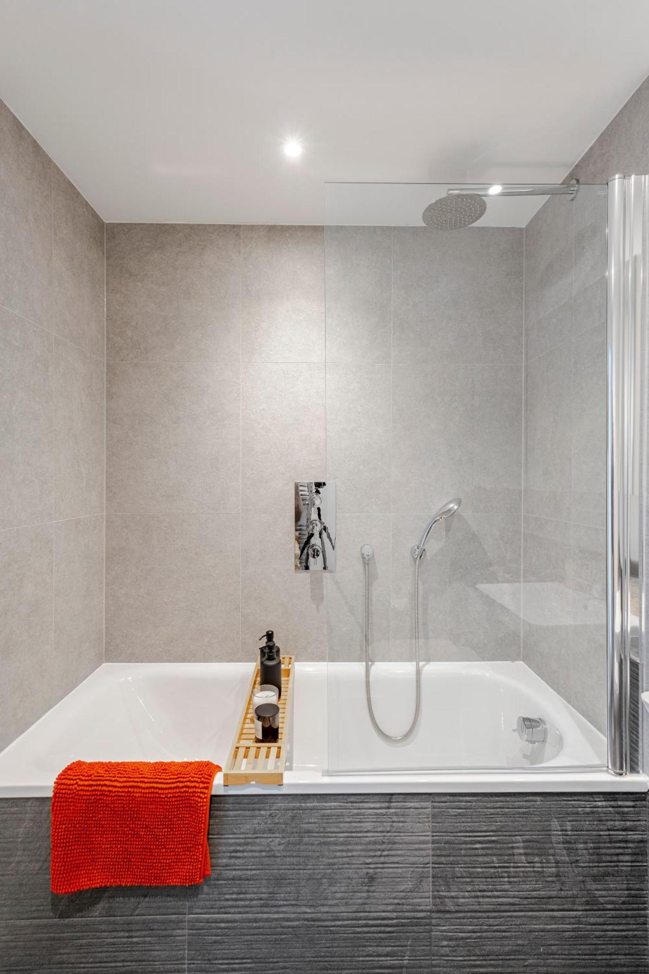 High-spec Apartment- Prime East - Near O2 Arena Lejlighed