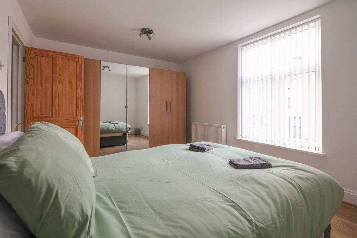 Appartamento Spacious 3 Bedroom With Ps5 And Pool Table Near O2 Arena Canary Wharf And Elizabeth Line To Londra