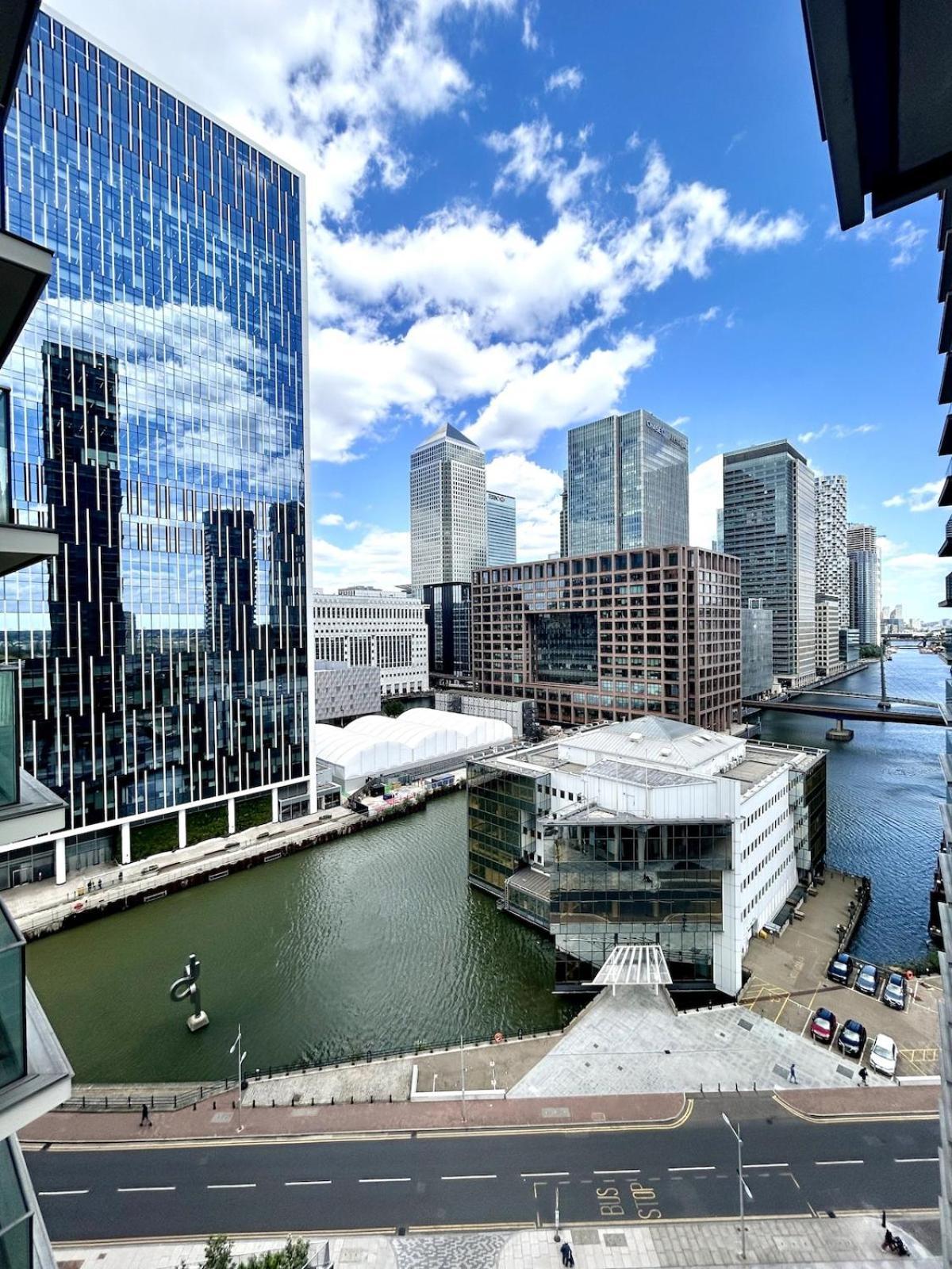 Lejlighed Luxe , Balcony , Gym , Views , 5 Minutes To Station London