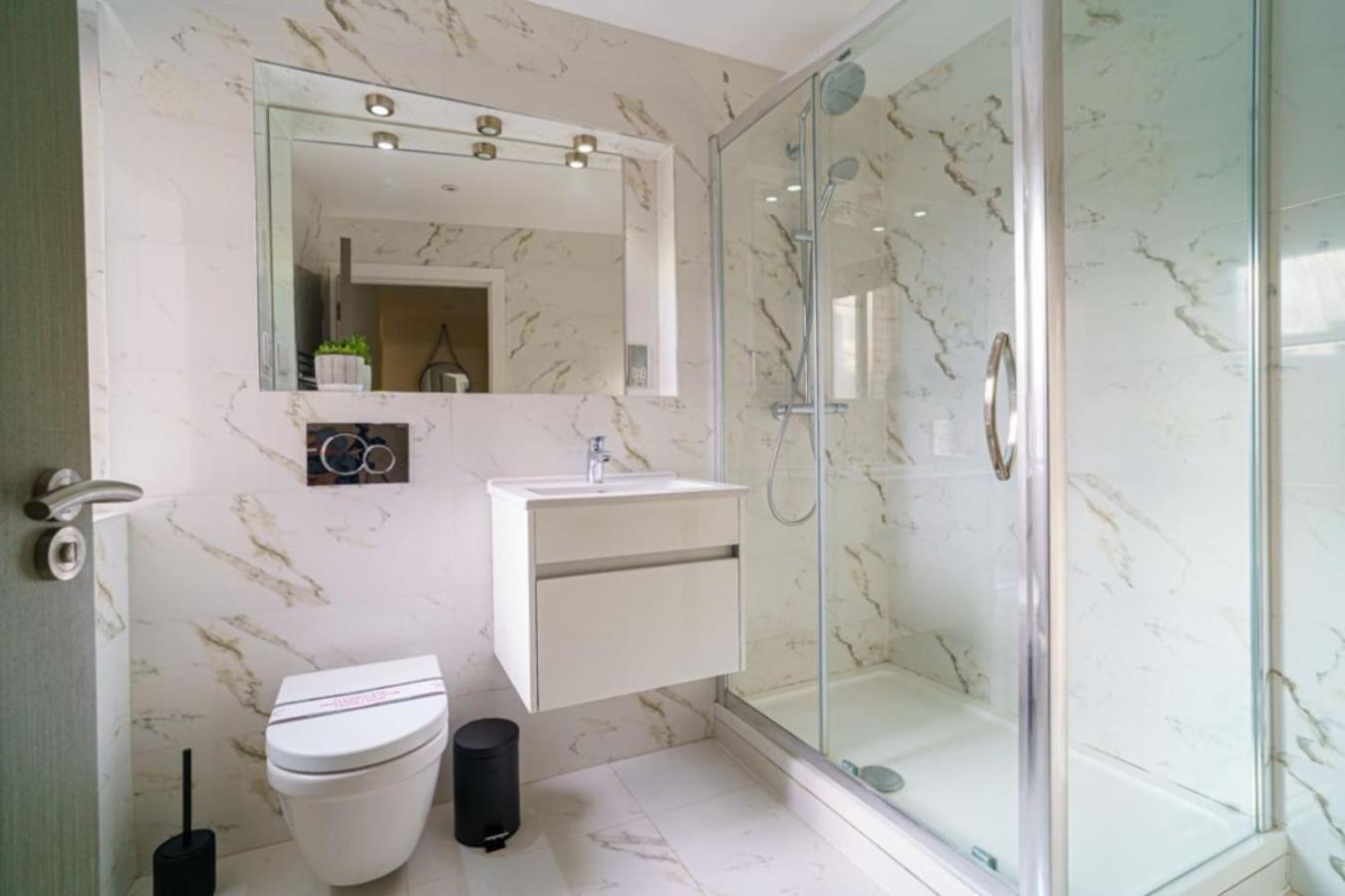 Chic 1br Retreat In Whitechapel Appartement Londen