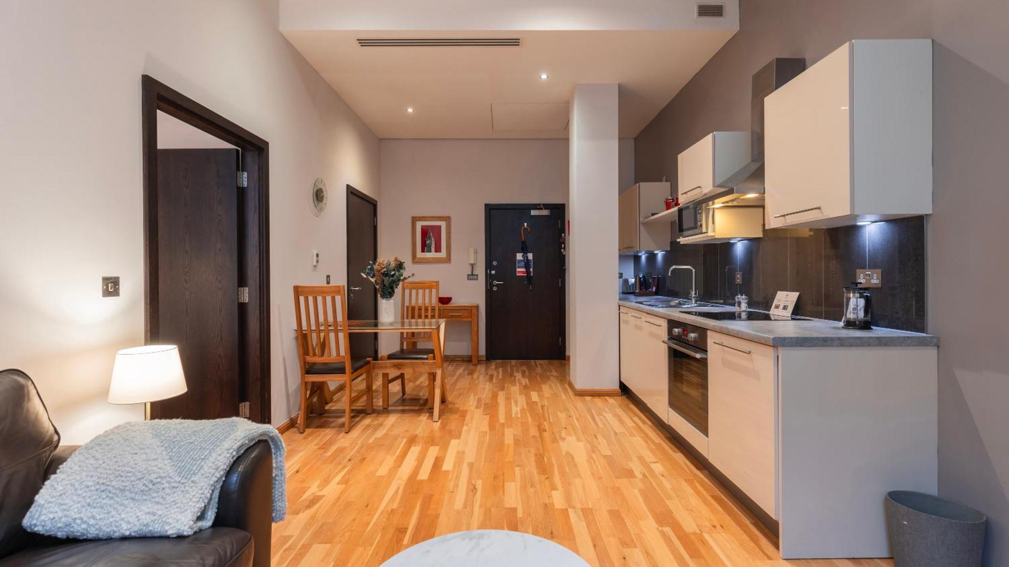 Cannon Street Serviced By Lovelystay Leilighetshoteller London