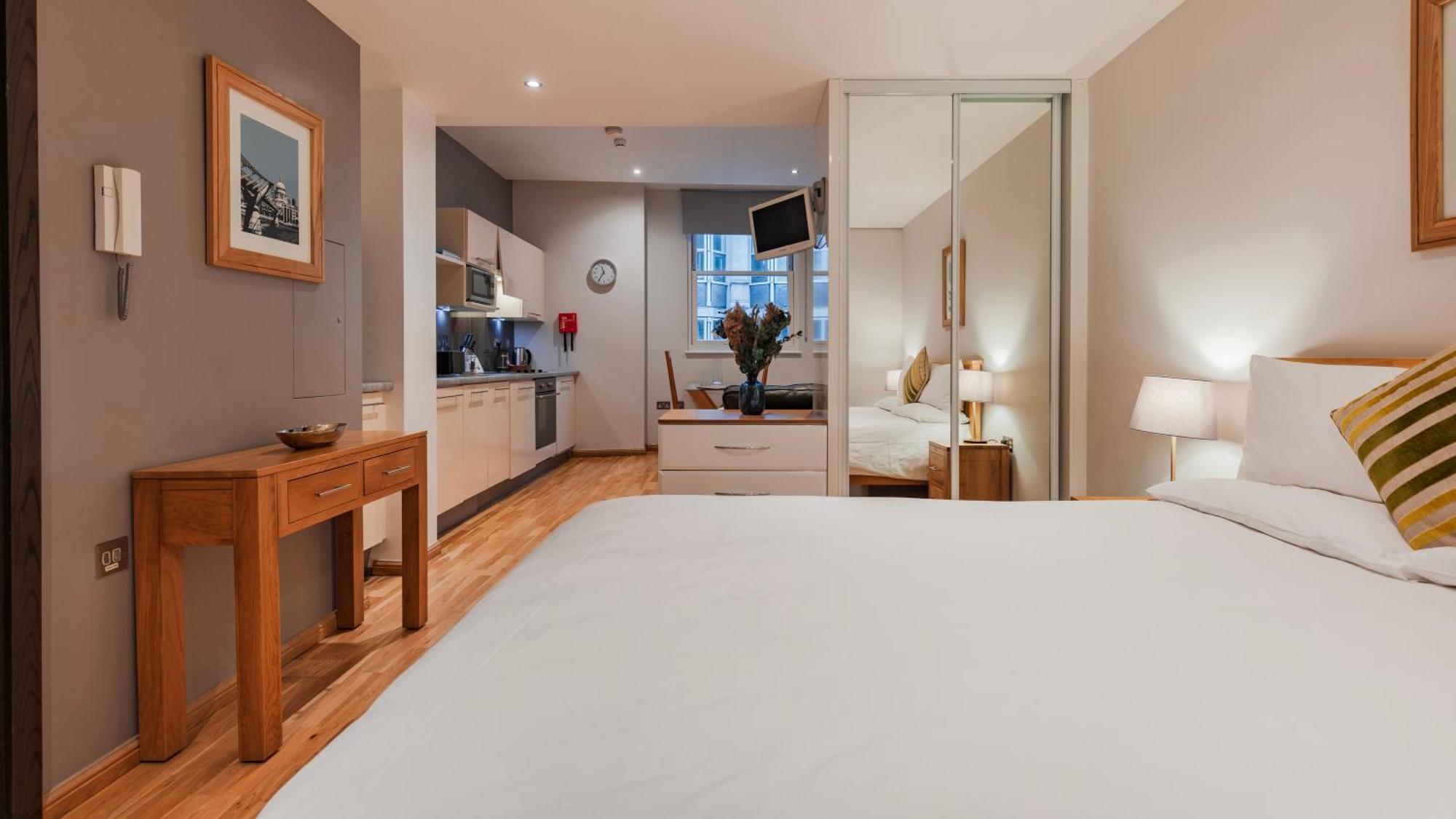 Cannon Street Serviced By Lovelystay Leilighetshoteller