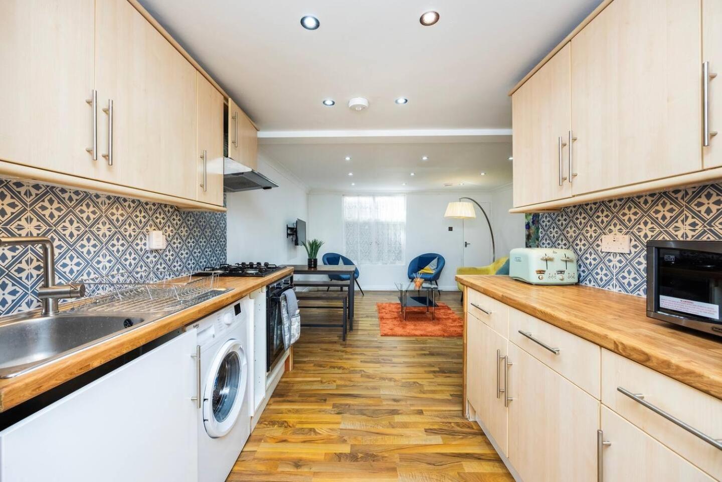 Modern - 5 Mins To Whitechapel Station * Londres