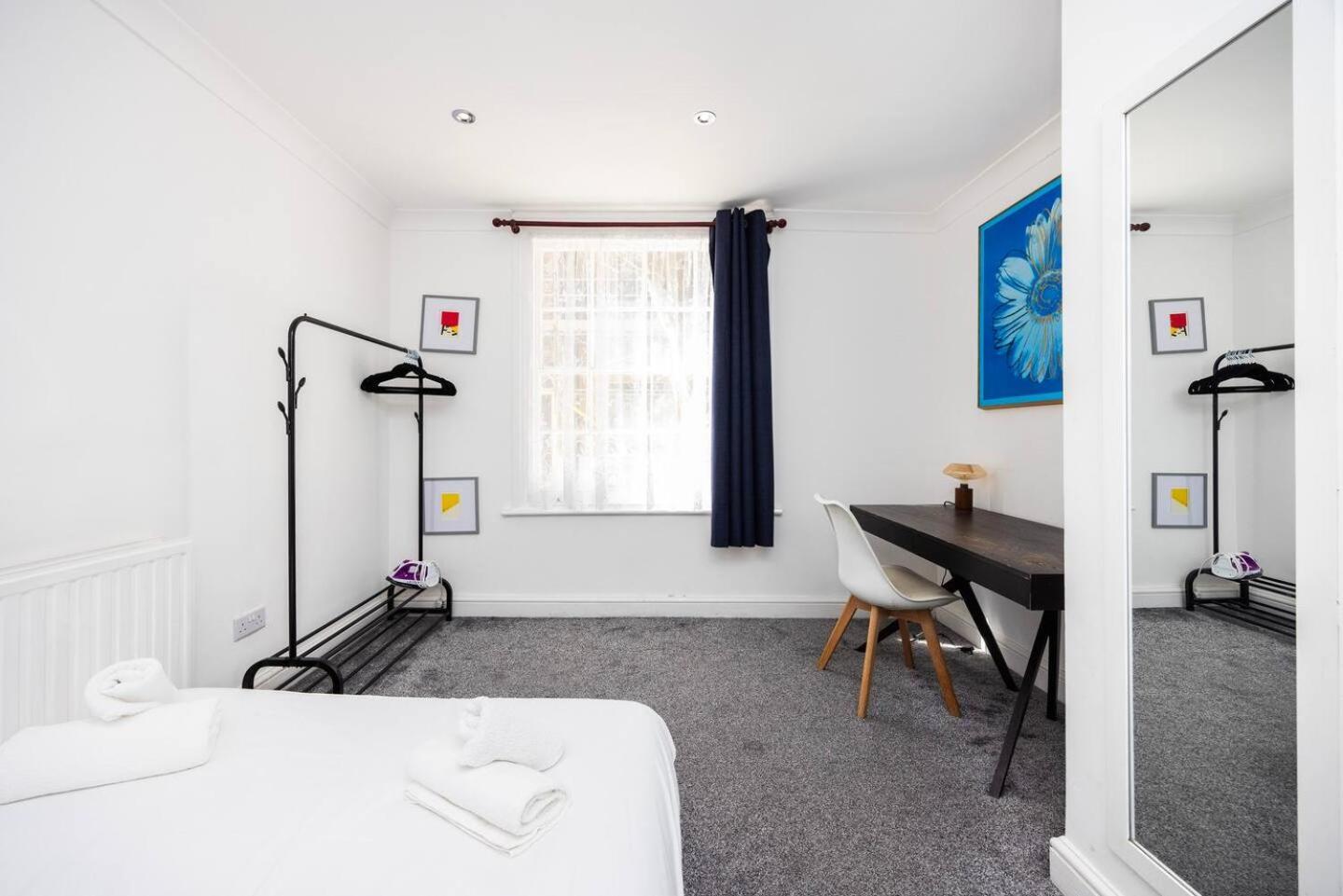 Modern - 5 Mins To Whitechapel Station * Londres