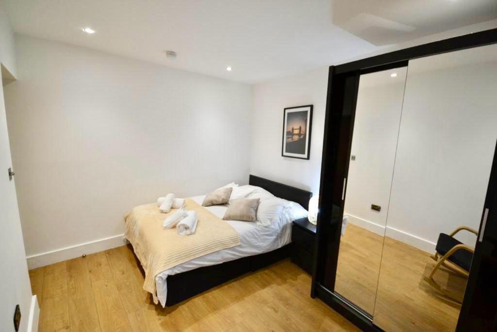 Stylish 2 Bedrooms Flat In Tower Bridge Apartment