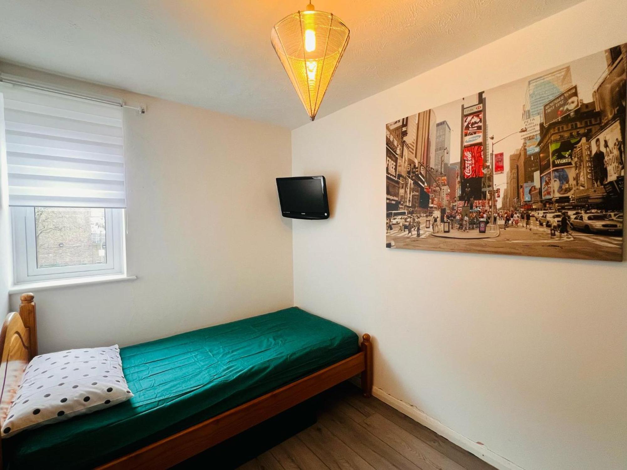 Appartement Charming 3-bedroom, Bow, *