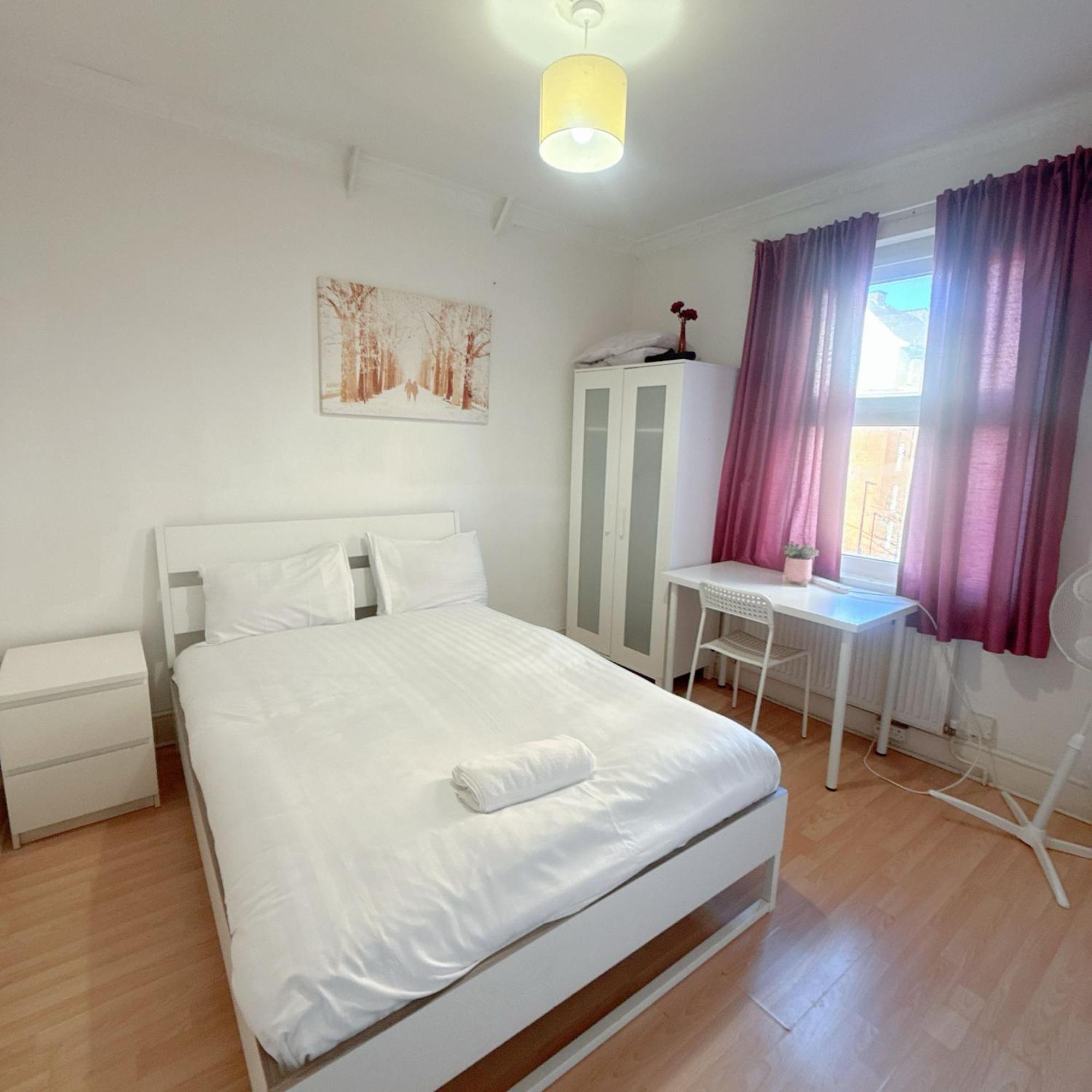Bed & Breakfast Twenty Five