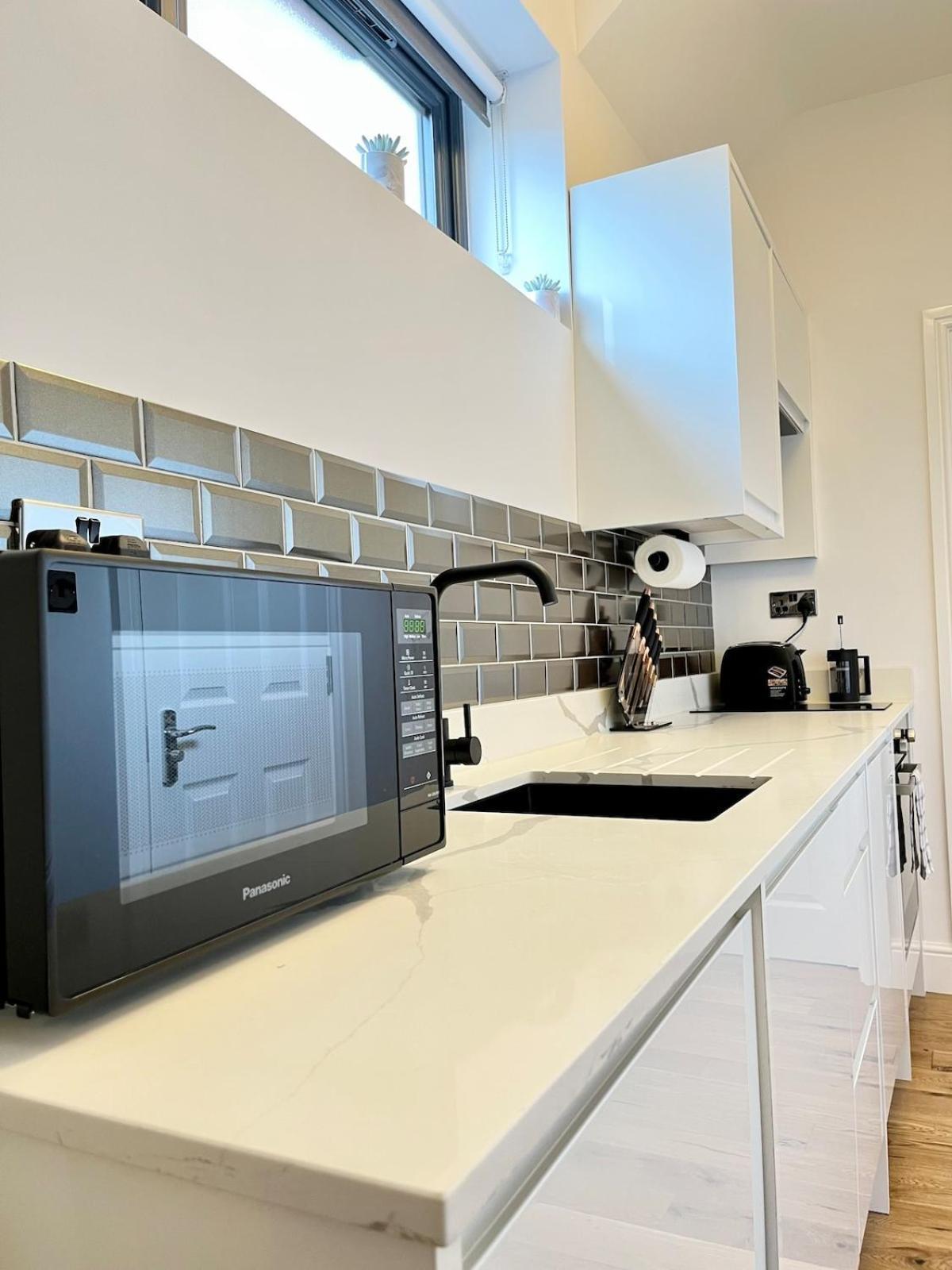 Luxury In East * London
