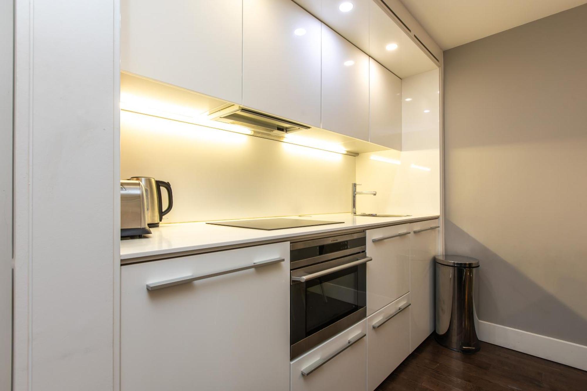 Modern 1br Flat, 2min Tube Lägenhet London