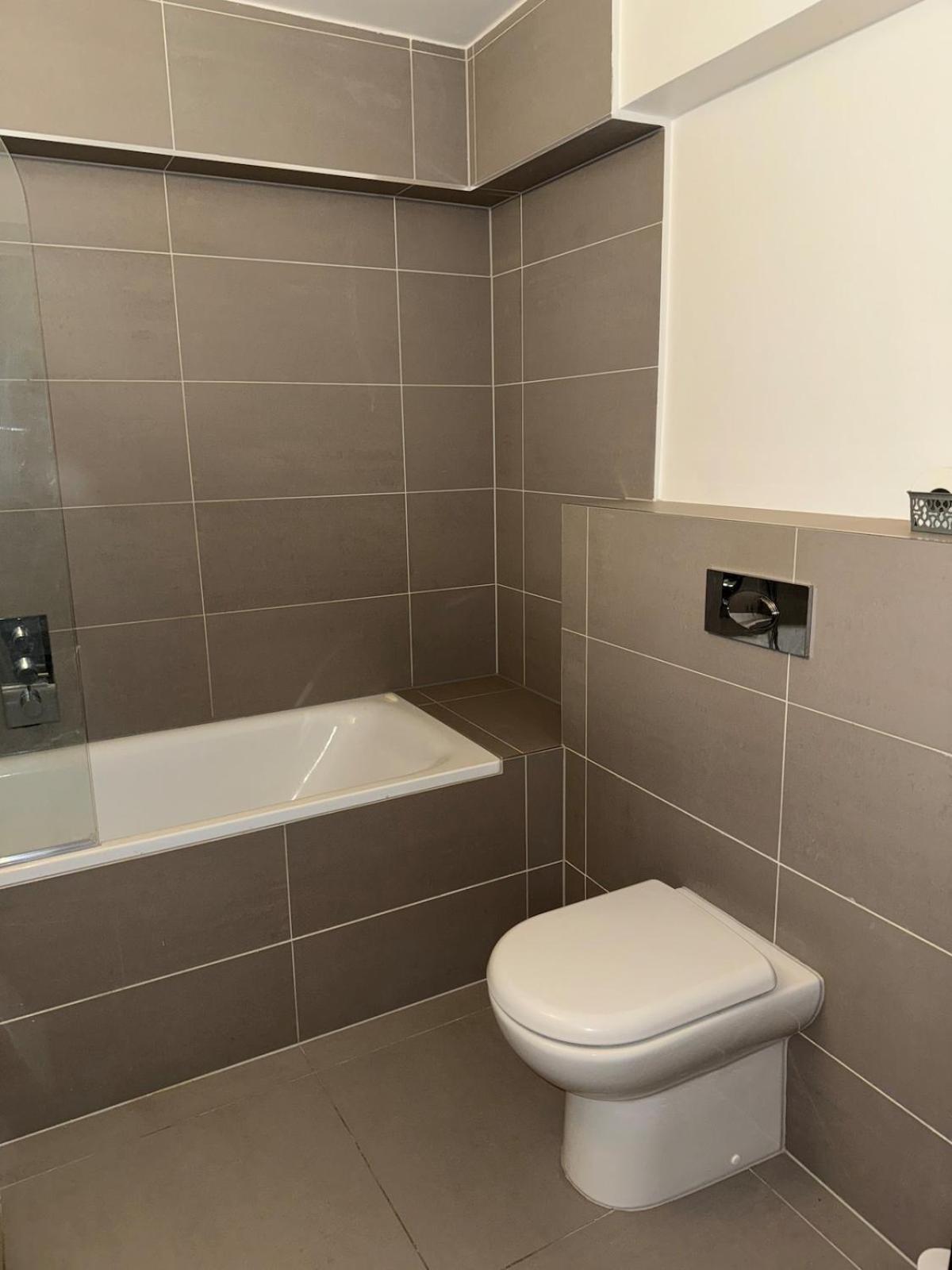 Stylish 1 Bed Flat In Dalston Junction