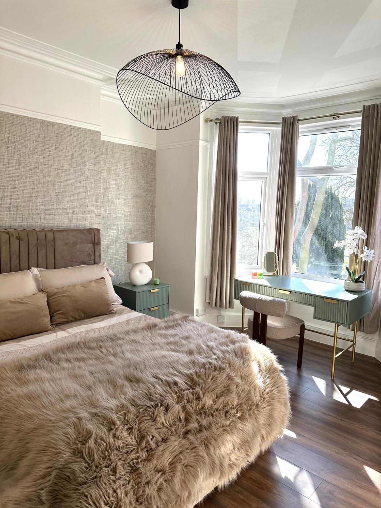 Luxe 4br Retreat Rum i privatbostad London