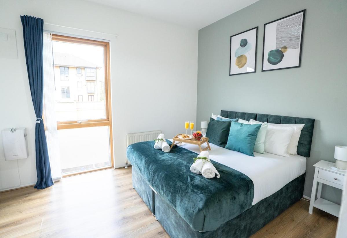 Excel - 2 Bedroom - Sleep 4 Lejlighed London