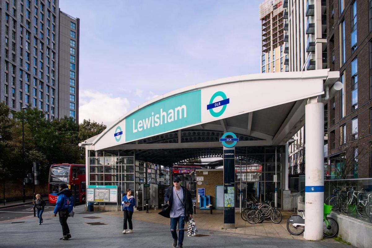 Stylish 3-bed Flat In Lewisham, Near Greenwich London