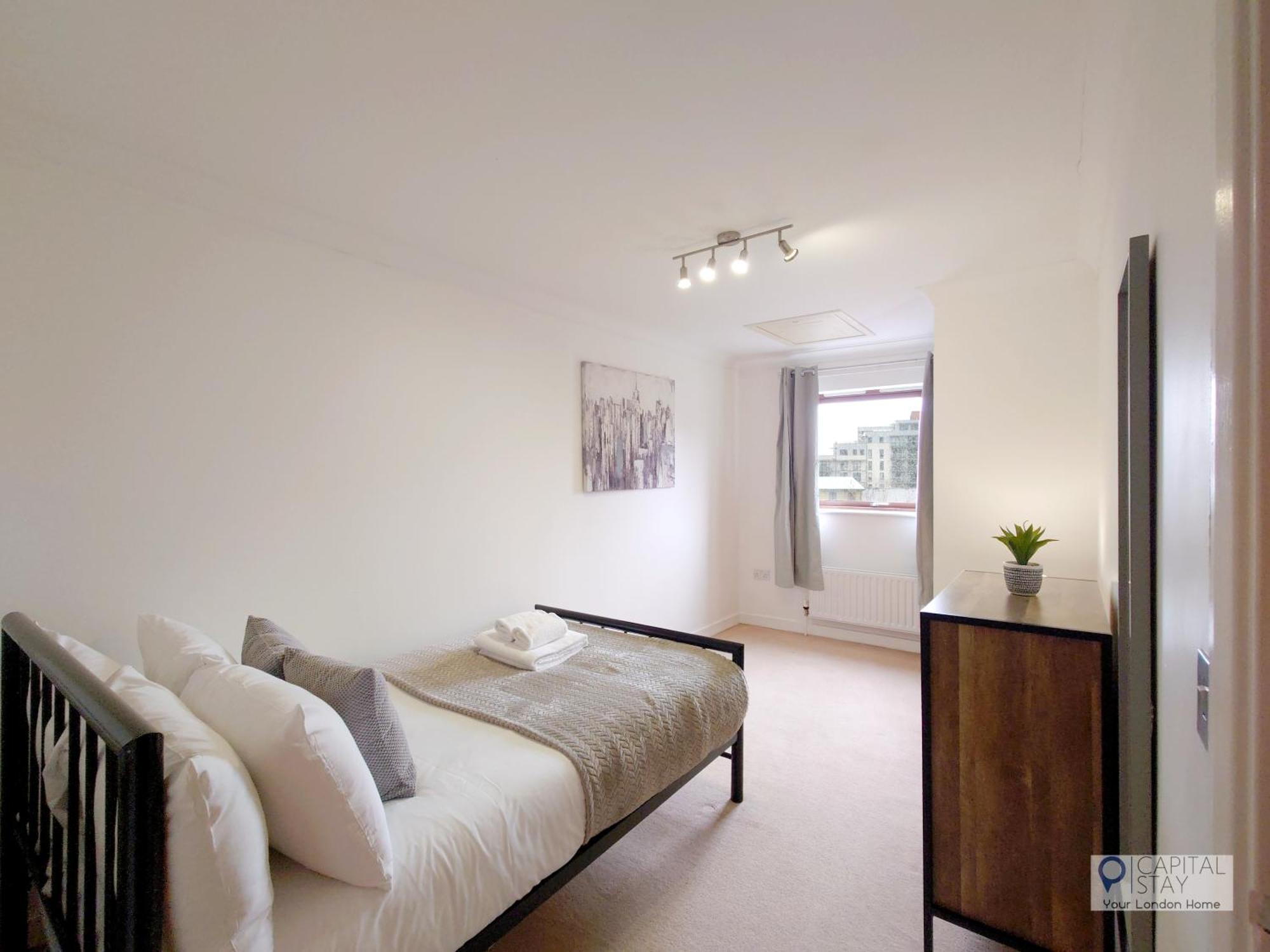 Fully Serviced Two Bed In Poplar Appartement *
