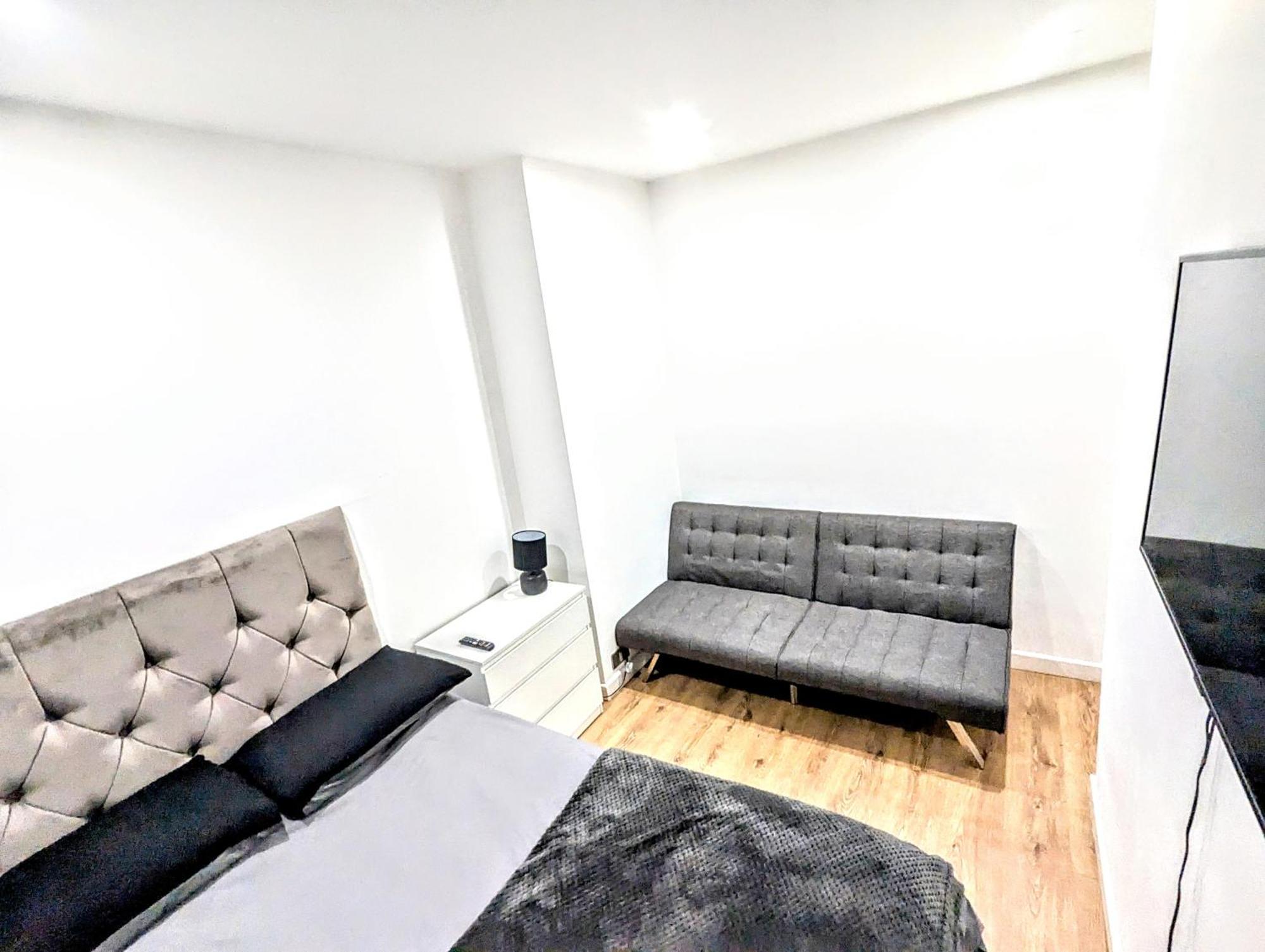 Lejlighed Bromley Serviced - Beckenham Place Park - - 2 Bed House - Free Parking - 2 Beds 1 Sofabed London