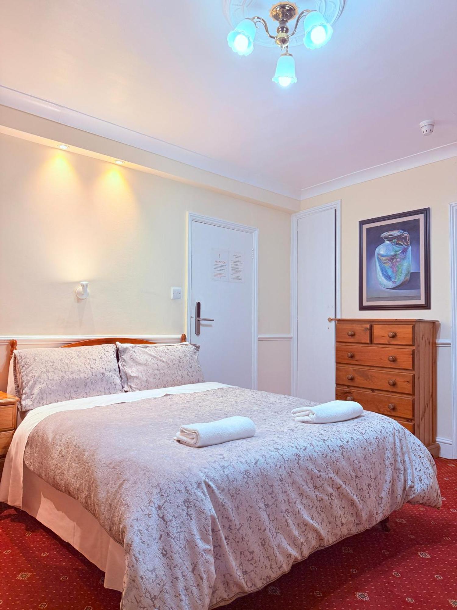 Europa House Hotel, Paddington Guest house