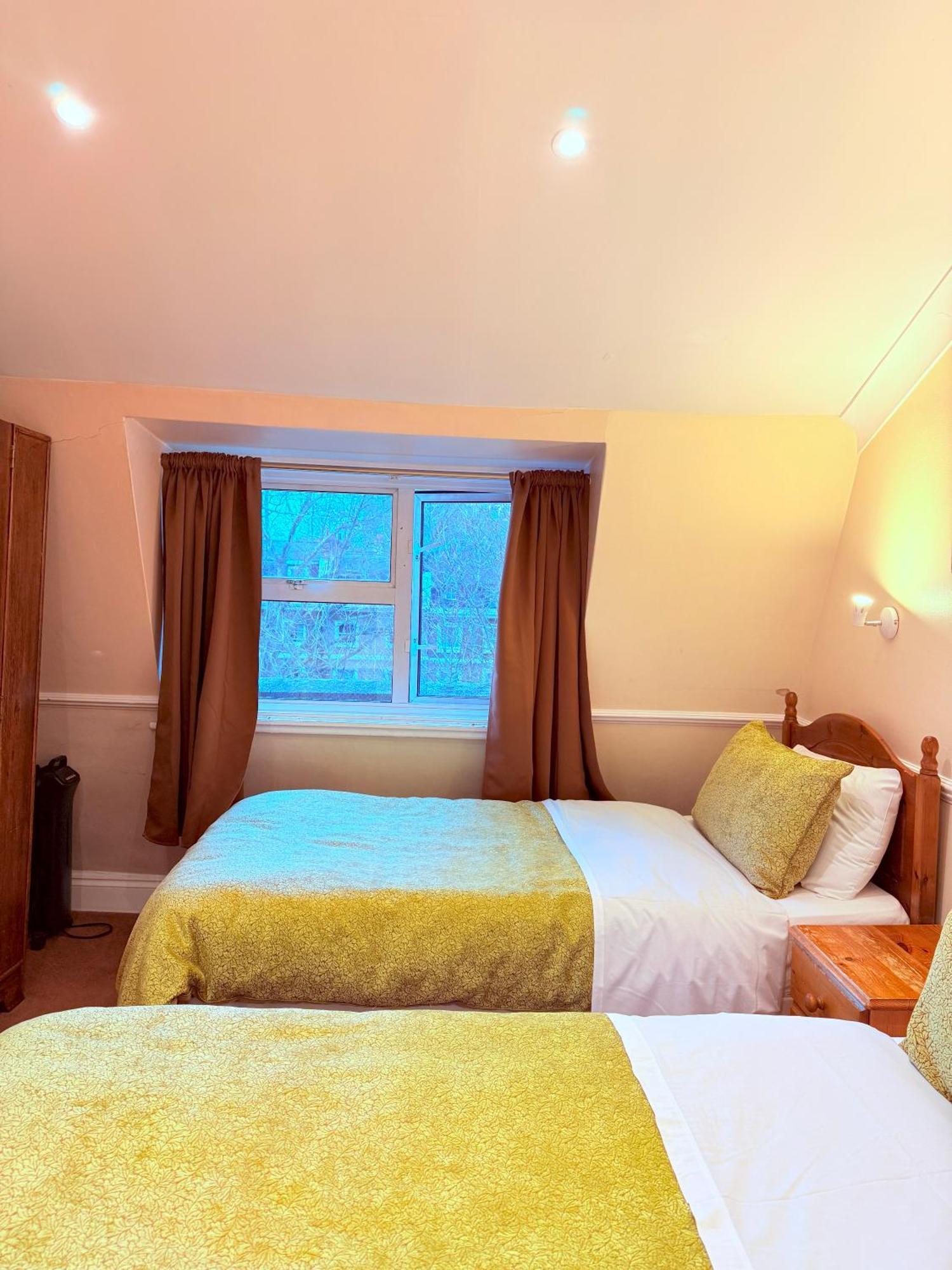Europa House Hotel, Paddington 2*