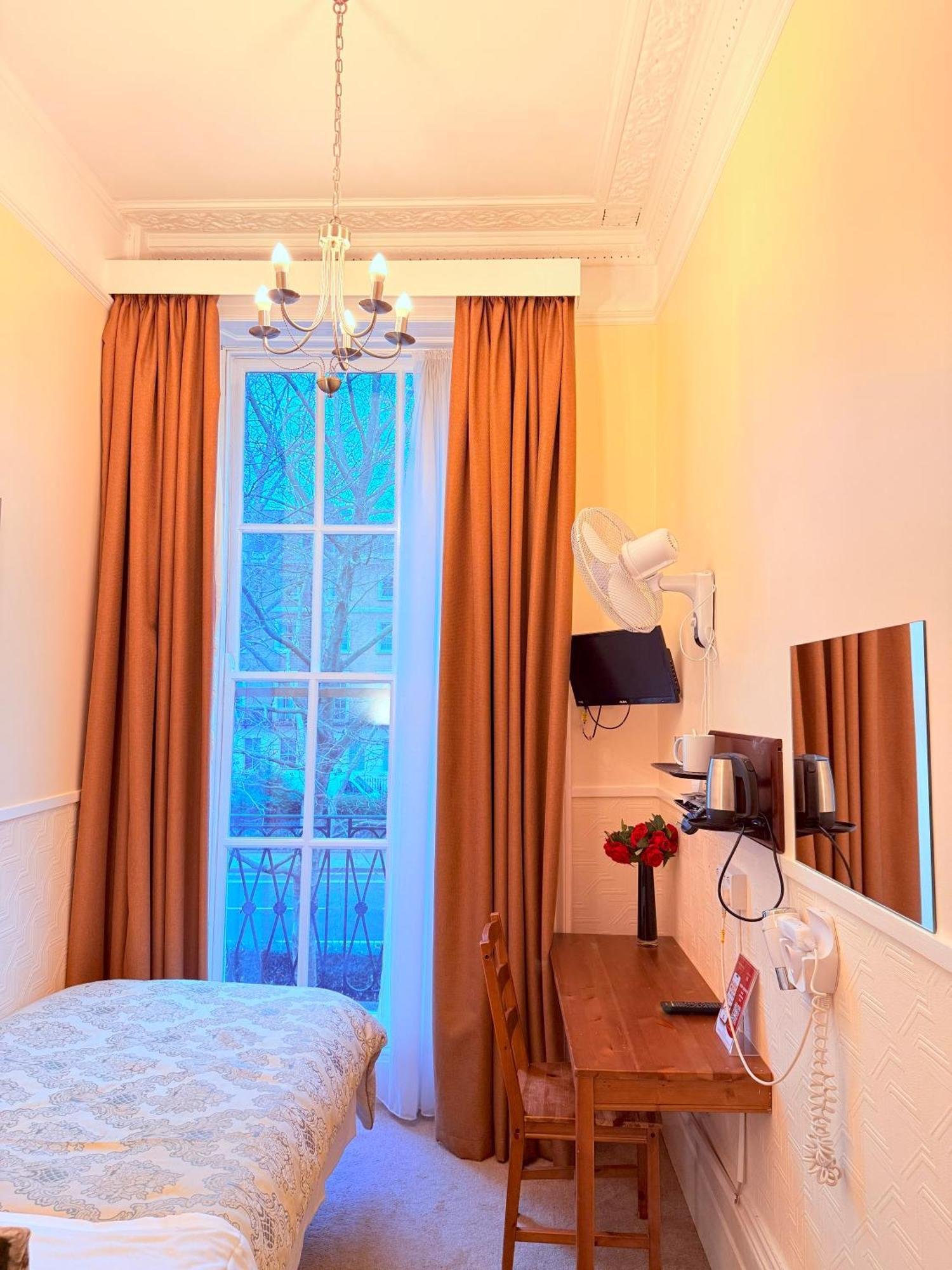 Europa House Hotel, Paddington Guest house London