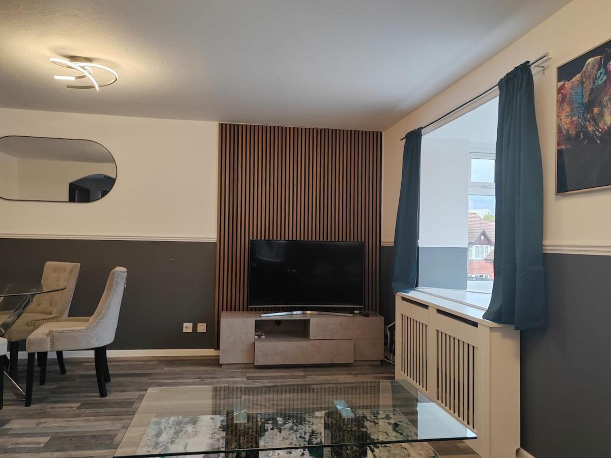 Domasi Flat In New Cross Appartement
