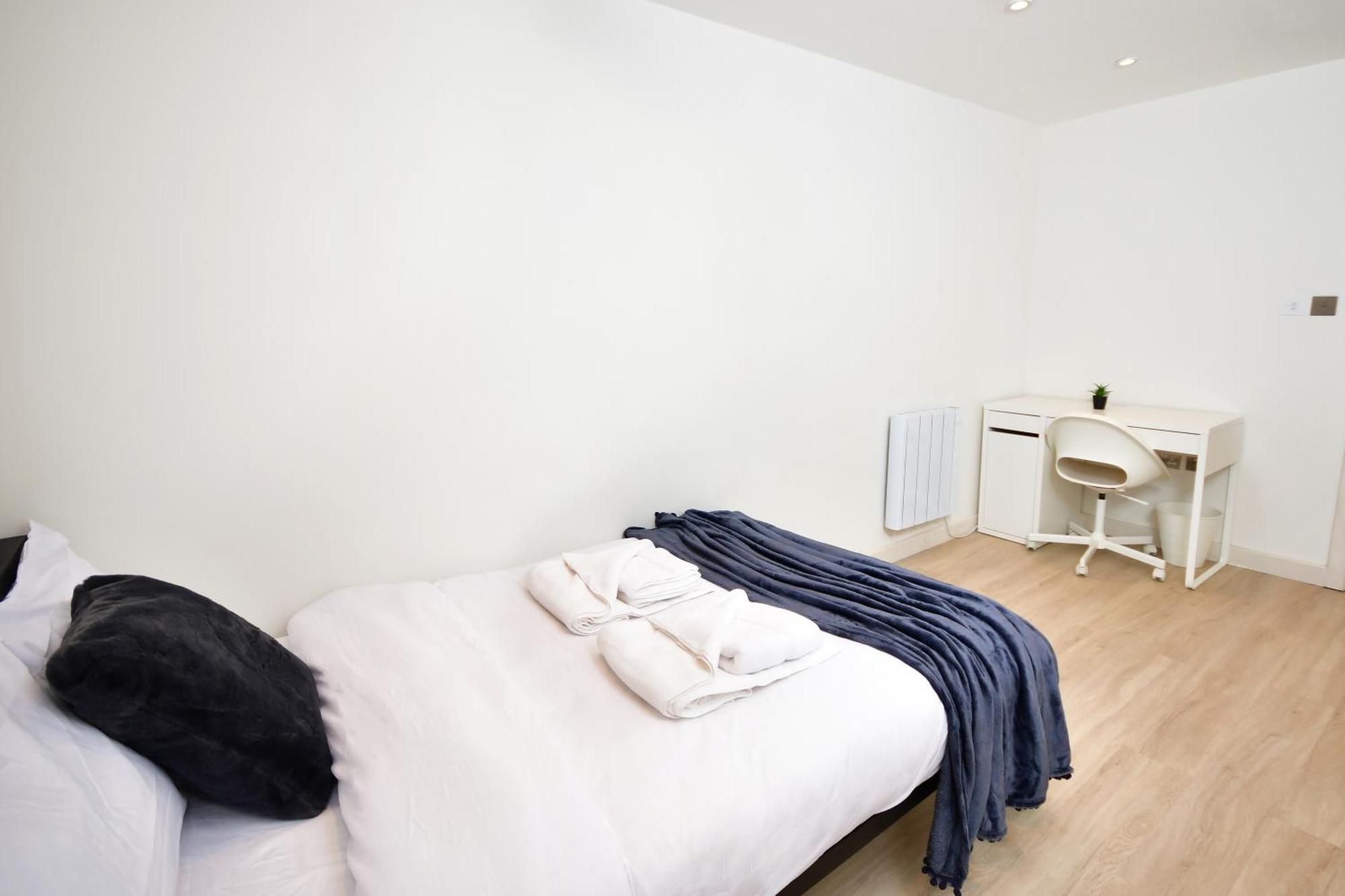 Gjestgiverier Morden Stratford 2 With Shared Bathroom *